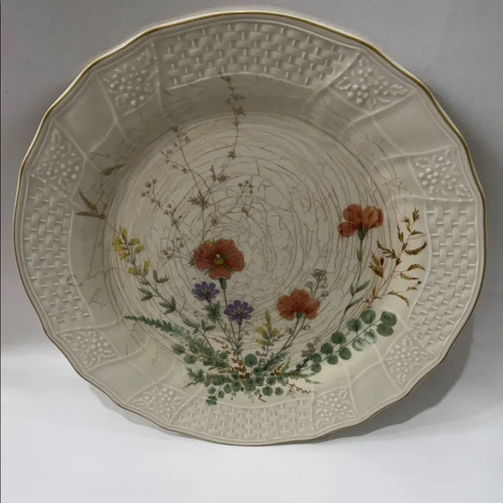 Mikasa Fine Ivory Margaux 11 Inch Dinner Chop Plate Floral Motif Gold Edge Japan